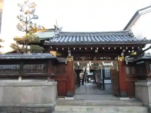 京都ゑびす神社の山門