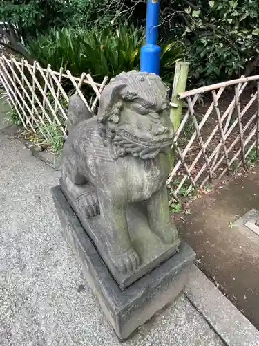 花園稲荷神社の狛犬