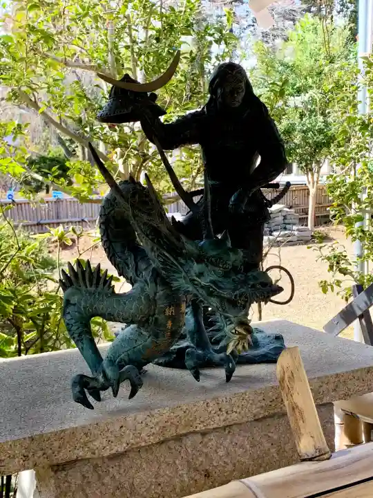 青葉神社の{uncategorized: "未分類", other: "その他", undefined: "問題あり", building: "その他建物", grave: "お墓", sacred_gate: "鳥居", guardian: "狛犬", statue: "像", buddha: "仏像", history: "歴史", nature: "自然", garden: "庭園", animal: "動物", pagoda: "塔", temizu: "手水舎", mountain_gate: "山門・神門", sanctuary: "本殿・本堂", subordinate: "末社・摂社", art: "芸術", scenery: "景色", jizo: "地蔵", ema: "絵馬", goshuin: "御朱印", omikuji: "おみくじ", items: "授与品その他", amulet: "お守り", goshuincho: "御朱印帳", eats: "食事", festival: "お祭り", votive_dance: "神楽", shichigosan: "七五三参", wedding: "結婚式", experience: "体験その他", initially: "初詣", around: "周辺", anti_infection: "感染症対策"}