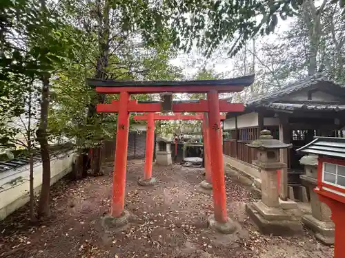 黒髪山稲荷神社(奈良県)