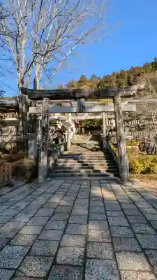 古峯神社の{uncategorized: "未分類", other: "その他", undefined: "問題あり", building: "その他建物", grave: "お墓", sacred_gate: "鳥居", guardian: "狛犬", statue: "像", buddha: "仏像", history: "歴史", nature: "自然", garden: "庭園", animal: "動物", pagoda: "塔", temizu: "手水舎", mountain_gate: "山門・神門", sanctuary: "本殿・本堂", subordinate: "末社・摂社", art: "芸術", scenery: "景色", jizo: "地蔵", ema: "絵馬", goshuin: "御朱印", omikuji: "おみくじ", items: "授与品その他", amulet: "お守り", goshuincho: "御朱印帳", eats: "食事", festival: "お祭り", votive_dance: "神楽", shichigosan: "七五三参", wedding: "結婚式", experience: "体験その他", initially: "初詣", around: "周辺", anti_infection: "感染症対策"}