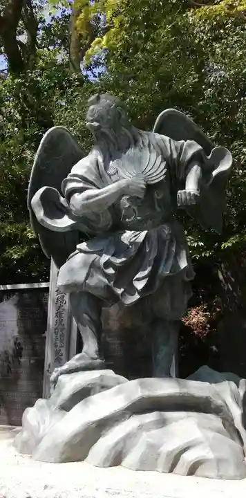 高尾山薬王院の像