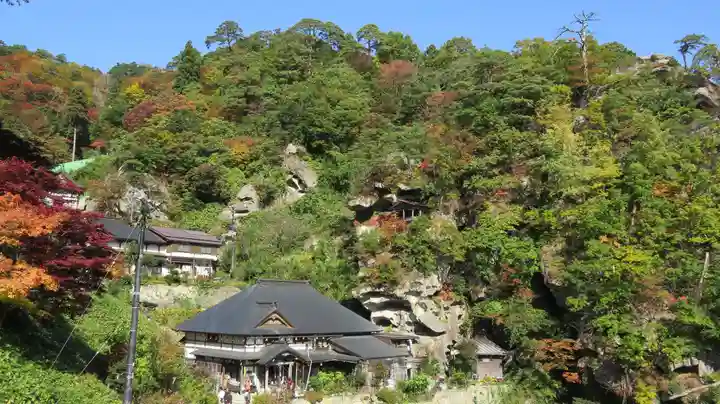 宝珠山 立石寺の景色