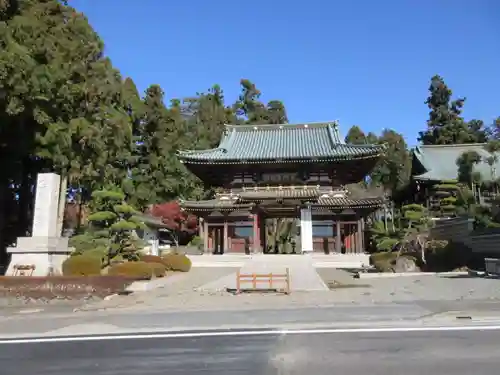 富士山法華本門寺根源の山門・神門