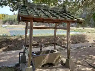石戸神社の手水舎