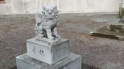 枝幸厳島神社の狛犬