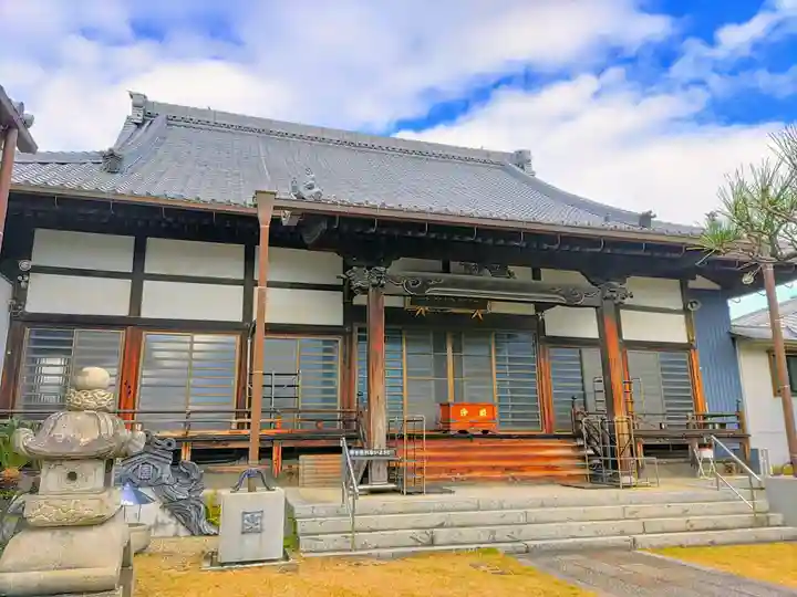 定徳寺の本殿・本堂