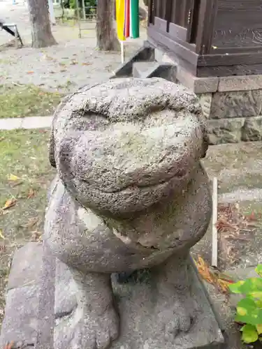 子安神社の狛犬