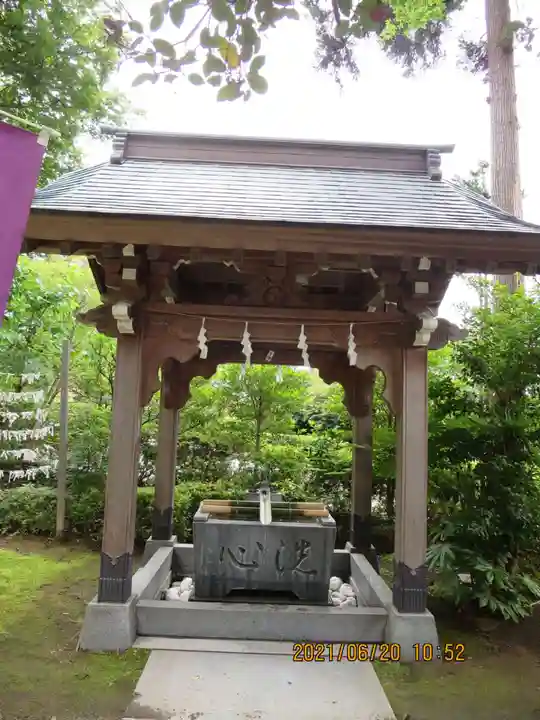 鏡石鹿嶋神社 *安産・開運・勝利の神さま*の手水舎