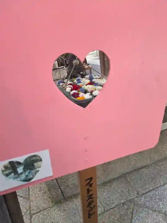 柳谷観音 楊谷寺の{uncategorized: "未分類", other: "その他", undefined: "問題あり", building: "その他建物", grave: "お墓", sacred_gate: "鳥居", guardian: "狛犬", statue: "像", buddha: "仏像", history: "歴史", nature: "自然", garden: "庭園", animal: "動物", pagoda: "塔", temizu: "手水舎", mountain_gate: "山門・神門", sanctuary: "本殿・本堂", subordinate: "末社・摂社", art: "芸術", scenery: "景色", jizo: "地蔵", ema: "絵馬", goshuin: "御朱印", omikuji: "おみくじ", items: "授与品その他", amulet: "お守り", goshuincho: "御朱印帳", eats: "食事", festival: "お祭り", votive_dance: "神楽", shichigosan: "七五三参", wedding: "結婚式", experience: "体験その他", initially: "初詣", around: "周辺", anti_infection: "感染症対策"}