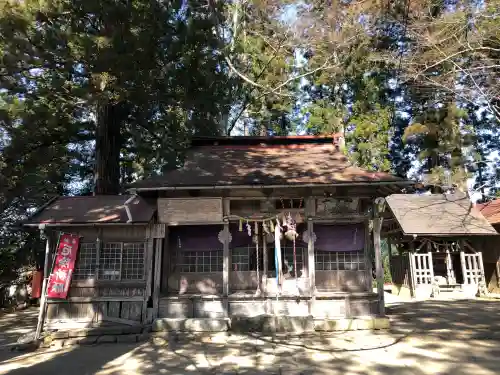 宇那禰神社の{uncategorized: "未分類", other: "その他", undefined: "問題あり", building: "その他建物", grave: "お墓", sacred_gate: "鳥居", guardian: "狛犬", statue: "像", buddha: "仏像", history: "歴史", nature: "自然", garden: "庭園", animal: "動物", pagoda: "塔", temizu: "手水舎", mountain_gate: "山門・神門", sanctuary: "本殿・本堂", subordinate: "末社・摂社", art: "芸術", scenery: "景色", jizo: "地蔵", ema: "絵馬", goshuin: "御朱印", omikuji: "おみくじ", items: "授与品その他", amulet: "お守り", goshuincho: "御朱印帳", eats: "食事", festival: "お祭り", votive_dance: "神楽", shichigosan: "七五三参", wedding: "結婚式", experience: "体験その他", initially: "初詣", around: "周辺", anti_infection: "感染症対策"}