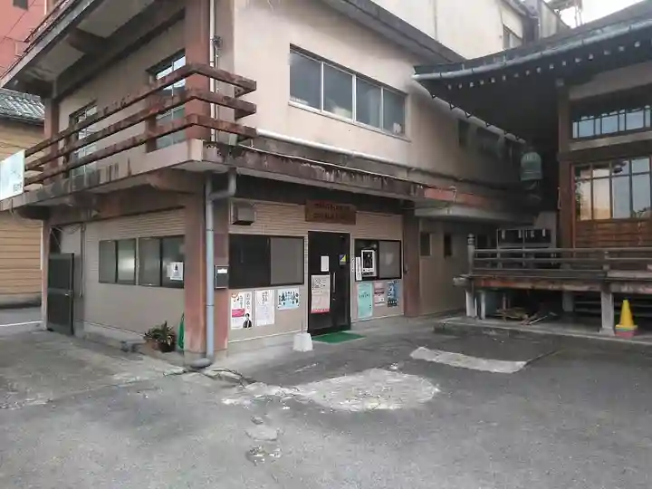 本願寺別府別院の本殿・本堂