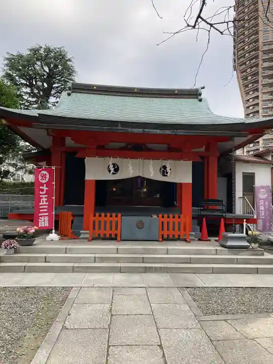 麻布氷川神社の本殿・本堂