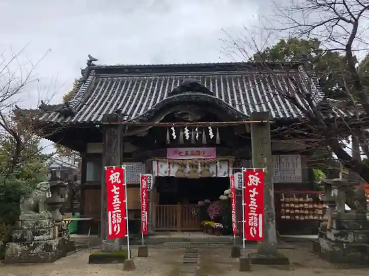 鴨島八幡神社の本殿・本堂
