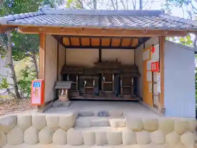 八幡社(丹陽町重吉)の末社・摂社