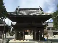 豊川閣 妙厳寺の山門・神門
