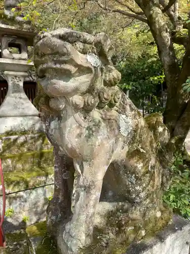 粟田神社の狛犬