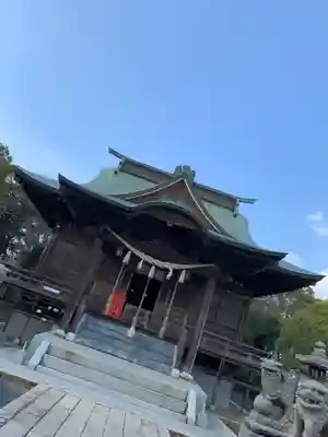 高泊神社の本殿・本堂