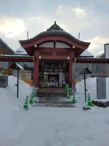 札幌八幡宮の本殿・本堂