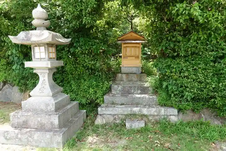 春日神社(小野原鎮座)の末社・摂社