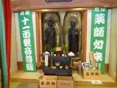 神明神社の仏像