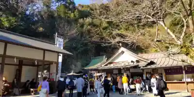 銭洗弁財天宇賀福神社(神奈川県)