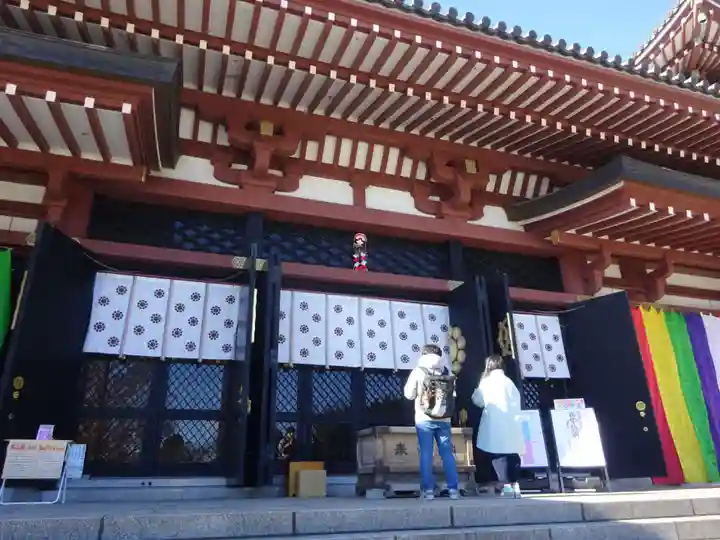 孝道山の本殿・本堂