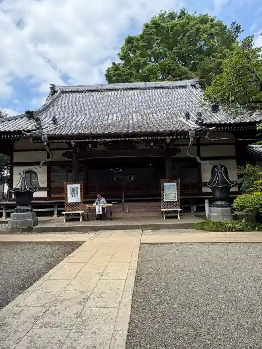玉泉寺の{uncategorized: "未分類", other: "その他", undefined: "問題あり", building: "その他建物", grave: "お墓", sacred_gate: "鳥居", guardian: "狛犬", statue: "像", buddha: "仏像", history: "歴史", nature: "自然", garden: "庭園", animal: "動物", pagoda: "塔", temizu: "手水舎", mountain_gate: "山門・神門", sanctuary: "本殿・本堂", subordinate: "末社・摂社", art: "芸術", scenery: "景色", jizo: "地蔵", ema: "絵馬", goshuin: "御朱印", omikuji: "おみくじ", items: "授与品その他", amulet: "お守り", goshuincho: "御朱印帳", eats: "食事", festival: "お祭り", votive_dance: "神楽", shichigosan: "七五三参", wedding: "結婚式", experience: "体験その他", initially: "初詣", around: "周辺", anti_infection: "感染症対策"}