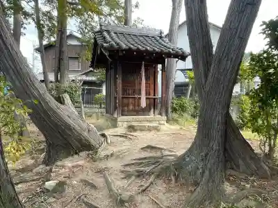 弁財天社の{uncategorized: "未分類", other: "その他", undefined: "問題あり", building: "その他建物", grave: "お墓", sacred_gate: "鳥居", guardian: "狛犬", statue: "像", buddha: "仏像", history: "歴史", nature: "自然", garden: "庭園", animal: "動物", pagoda: "塔", temizu: "手水舎", mountain_gate: "山門・神門", sanctuary: "本殿・本堂", subordinate: "末社・摂社", art: "芸術", scenery: "景色", jizo: "地蔵", ema: "絵馬", goshuin: "御朱印", omikuji: "おみくじ", items: "授与品その他", amulet: "お守り", goshuincho: "御朱印帳", eats: "食事", festival: "お祭り", votive_dance: "神楽", shichigosan: "七五三参", wedding: "結婚式", experience: "体験その他", initially: "初詣", around: "周辺", anti_infection: "感染症対策"}