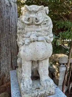 羽黒神社の狛犬