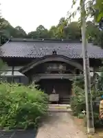 龍護寺の本殿・本堂