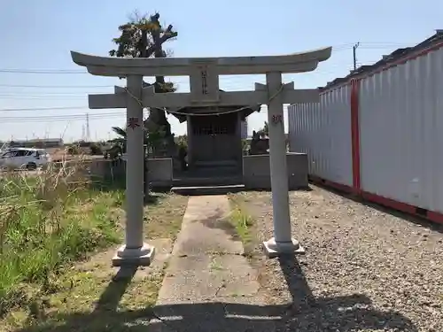 垣内稲荷神社の鳥居