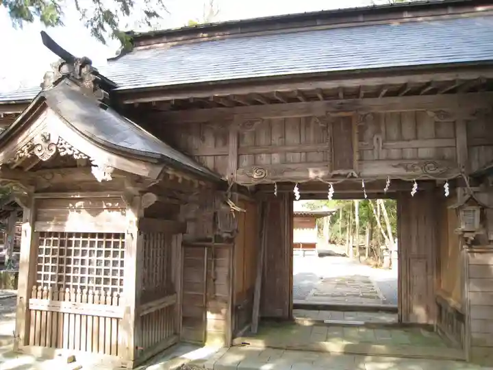菅船神社の山門・神門