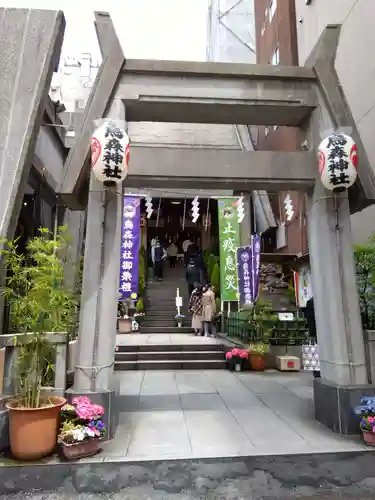 烏森神社の鳥居