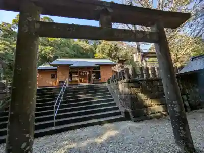 今泉神社の{uncategorized: "未分類", other: "その他", undefined: "問題あり", building: "その他建物", grave: "お墓", sacred_gate: "鳥居", guardian: "狛犬", statue: "像", buddha: "仏像", history: "歴史", nature: "自然", garden: "庭園", animal: "動物", pagoda: "塔", temizu: "手水舎", mountain_gate: "山門・神門", sanctuary: "本殿・本堂", subordinate: "末社・摂社", art: "芸術", scenery: "景色", jizo: "地蔵", ema: "絵馬", goshuin: "御朱印", omikuji: "おみくじ", items: "授与品その他", amulet: "お守り", goshuincho: "御朱印帳", eats: "食事", festival: "お祭り", votive_dance: "神楽", shichigosan: "七五三参", wedding: "結婚式", experience: "体験その他", initially: "初詣", around: "周辺", anti_infection: "感染症対策"}