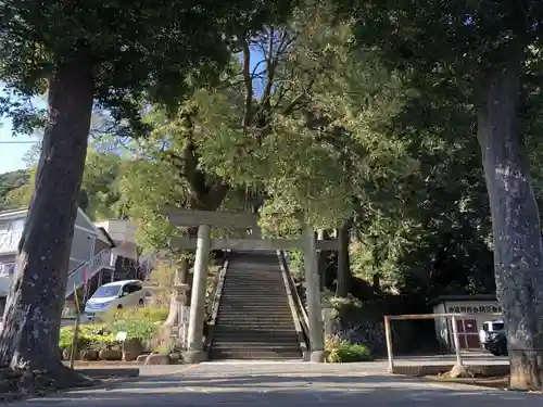 伊豆山神社の鳥居