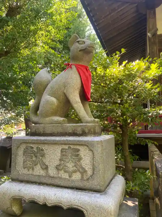 常祗稲荷神社の{uncategorized: "未分類", other: "その他", undefined: "問題あり", building: "その他建物", grave: "お墓", sacred_gate: "鳥居", guardian: "狛犬", statue: "像", buddha: "仏像", history: "歴史", nature: "自然", garden: "庭園", animal: "動物", pagoda: "塔", temizu: "手水舎", mountain_gate: "山門・神門", sanctuary: "本殿・本堂", subordinate: "末社・摂社", art: "芸術", scenery: "景色", jizo: "地蔵", ema: "絵馬", goshuin: "御朱印", omikuji: "おみくじ", items: "授与品その他", amulet: "お守り", goshuincho: "御朱印帳", eats: "食事", festival: "お祭り", votive_dance: "神楽", shichigosan: "七五三参", wedding: "結婚式", experience: "体験その他", initially: "初詣", around: "周辺", anti_infection: "感染症対策"}
