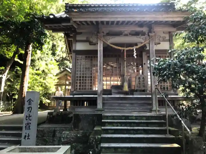 金剱宮の末社・摂社