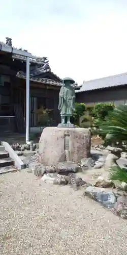 光生寺の像