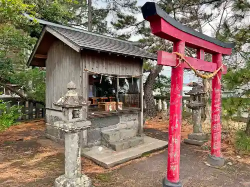 猛島神社の末社