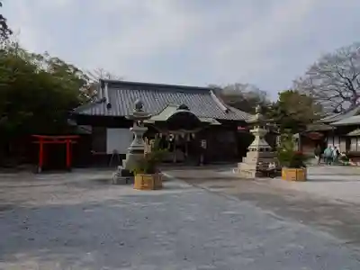 恒見八幡神社の本殿・本堂