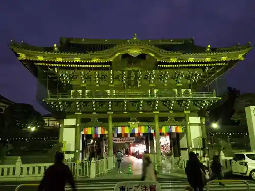 成田山新勝寺の山門