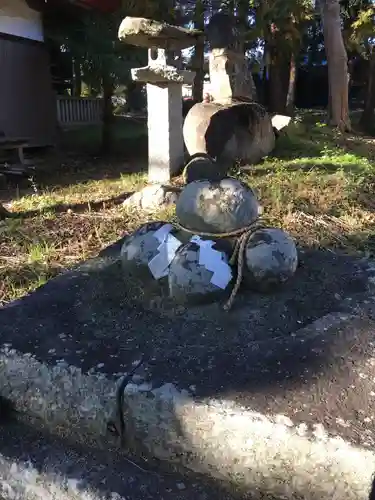 大石神社（甲州市赤尾）の建物その他