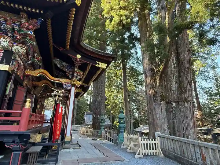 三峯神社の{uncategorized: "未分類", other: "その他", undefined: "問題あり", building: "その他建物", grave: "お墓", sacred_gate: "鳥居", guardian: "狛犬", statue: "像", buddha: "仏像", history: "歴史", nature: "自然", garden: "庭園", animal: "動物", pagoda: "塔", temizu: "手水舎", mountain_gate: "山門・神門", sanctuary: "本殿・本堂", subordinate: "末社・摂社", art: "芸術", scenery: "景色", jizo: "地蔵", ema: "絵馬", goshuin: "御朱印", omikuji: "おみくじ", items: "授与品その他", amulet: "お守り", goshuincho: "御朱印帳", eats: "食事", festival: "お祭り", votive_dance: "神楽", shichigosan: "七五三参", wedding: "結婚式", experience: "体験その他", initially: "初詣", around: "周辺", anti_infection: "感染症対策"}
