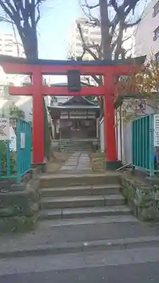 出世稲荷神社（春日稲荷神社）の鳥居