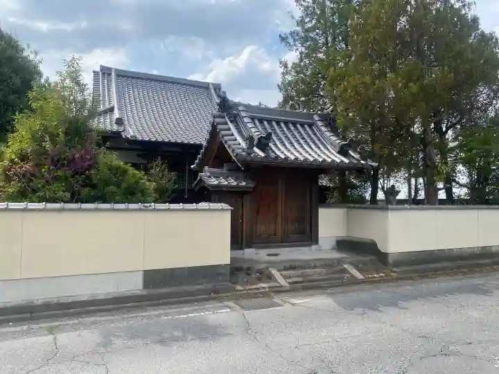 地蔵寺の{uncategorized: "未分類", other: "その他", undefined: "問題あり", building: "その他建物", grave: "お墓", sacred_gate: "鳥居", guardian: "狛犬", statue: "像", buddha: "仏像", history: "歴史", nature: "自然", garden: "庭園", animal: "動物", pagoda: "塔", temizu: "手水舎", mountain_gate: "山門・神門", sanctuary: "本殿・本堂", subordinate: "末社・摂社", art: "芸術", scenery: "景色", jizo: "地蔵", ema: "絵馬", goshuin: "御朱印", omikuji: "おみくじ", items: "授与品その他", amulet: "お守り", goshuincho: "御朱印帳", eats: "食事", festival: "お祭り", votive_dance: "神楽", shichigosan: "七五三参", wedding: "結婚式", experience: "体験その他", initially: "初詣", around: "周辺", anti_infection: "感染症対策"}