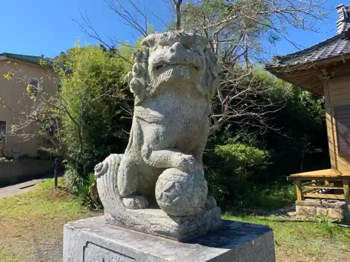 八雲神社の狛犬
