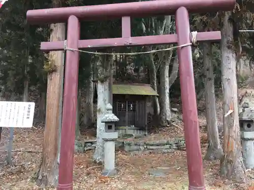 安智羅神社(松尾古城跡)の鳥居