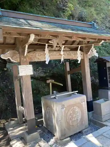 銭洗弁財天宇賀福神社の手水