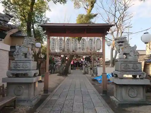 飛鳥神社（富田一色）の狛犬